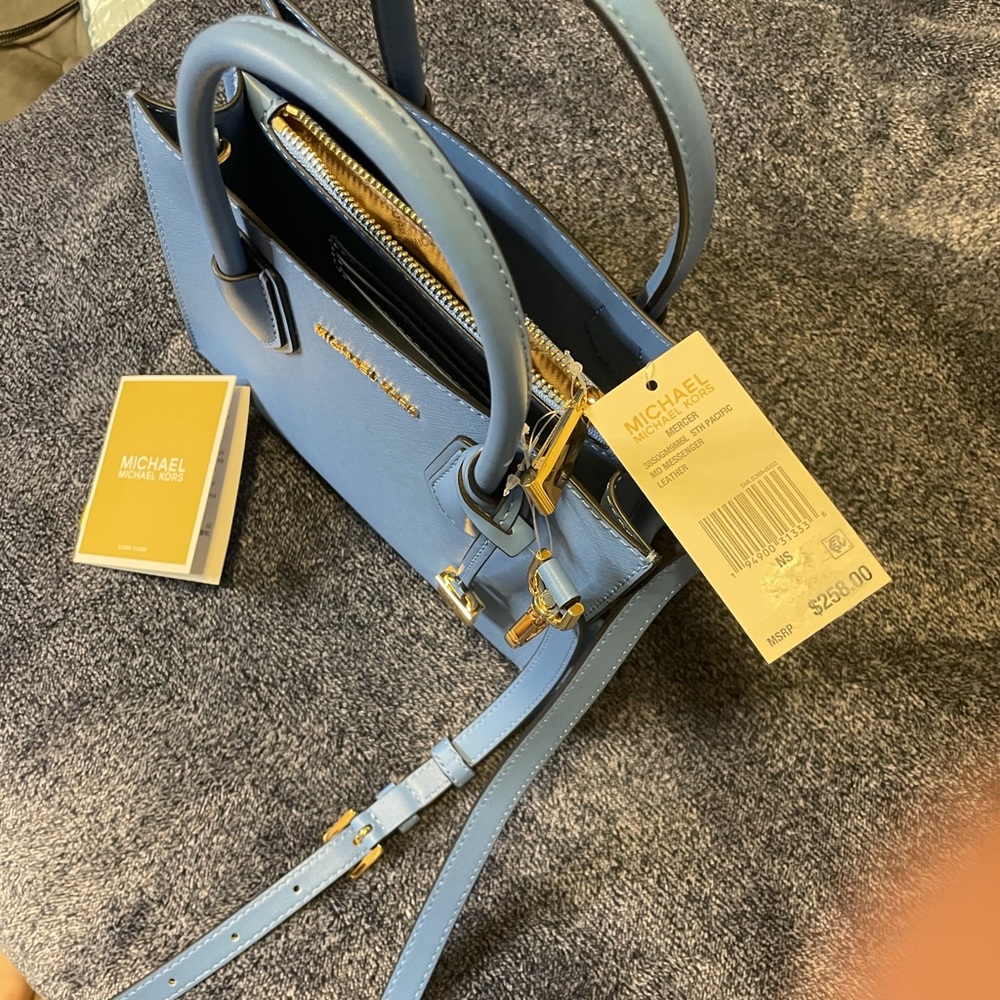 Michael Kors purse